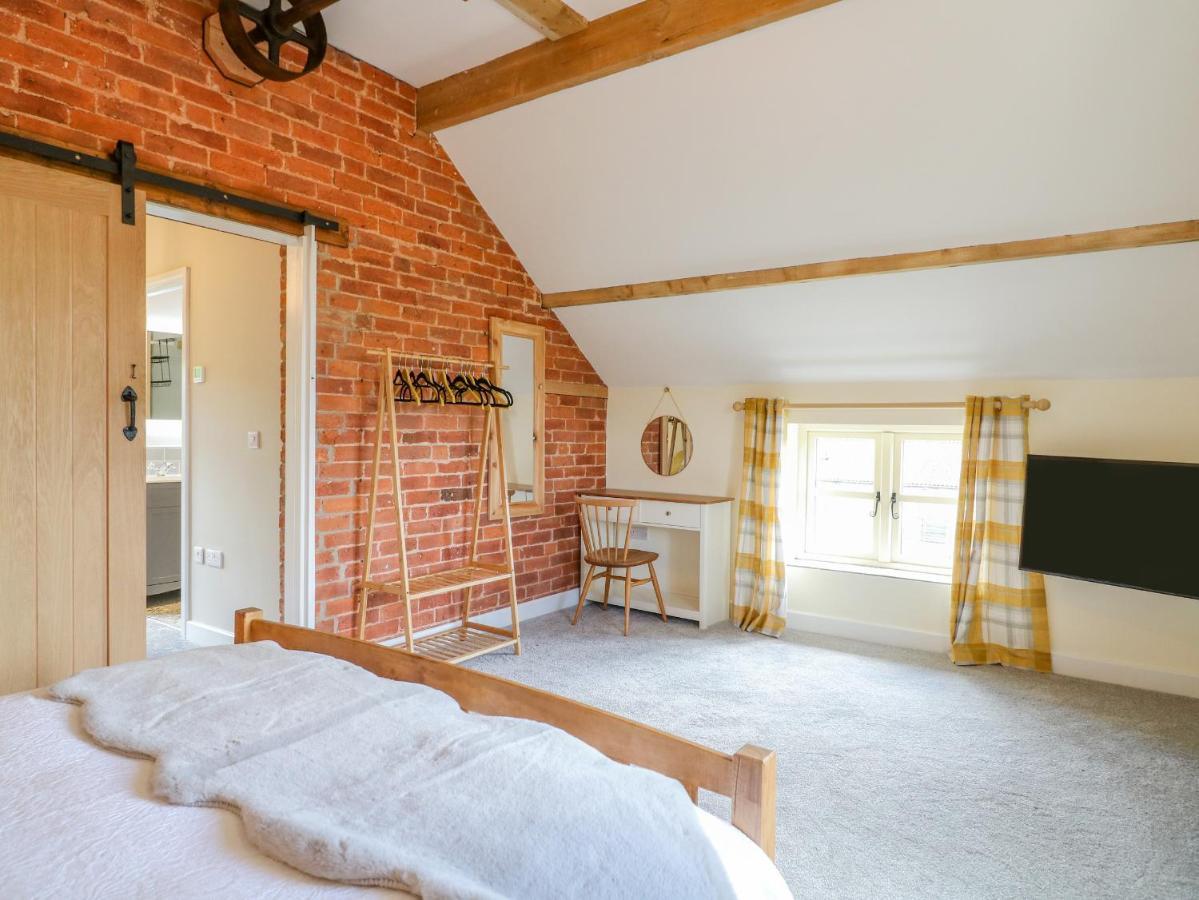Acorn Lodge Stafford Bagian luar foto