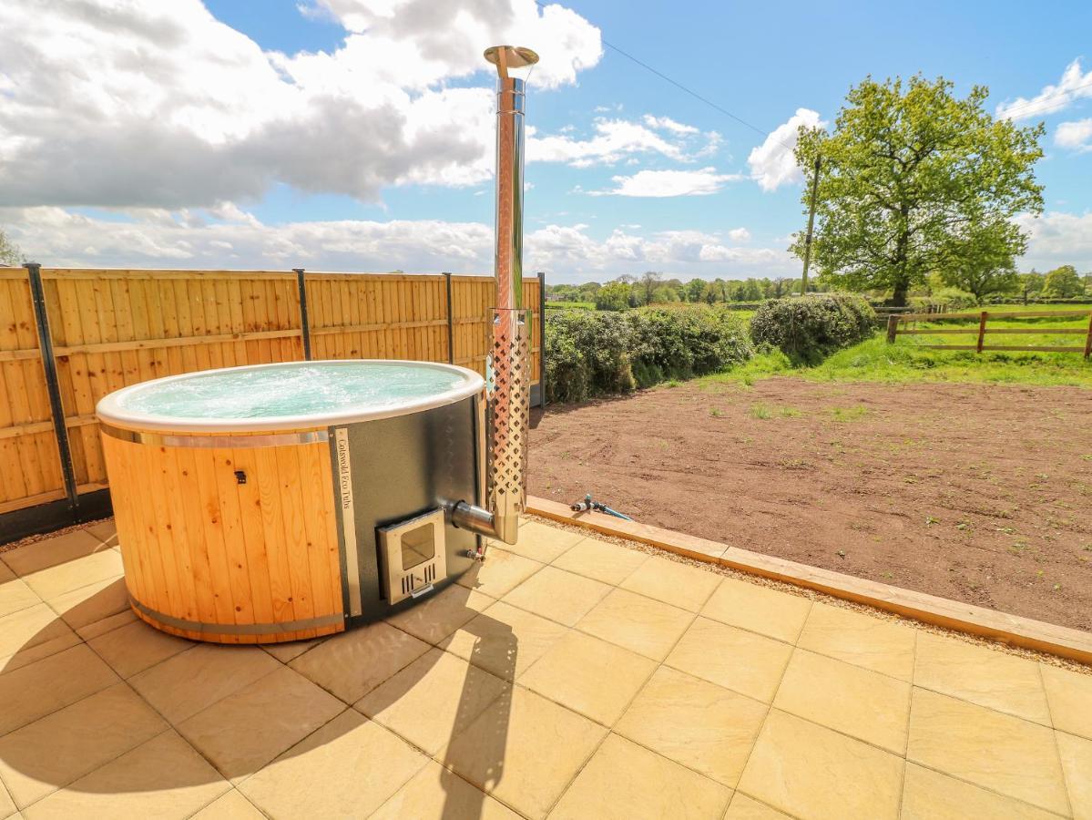Acorn Lodge Stafford Bagian luar foto